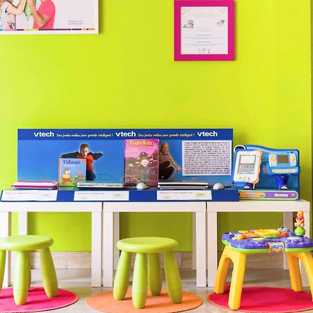 Ibis Styles Nantes Centre Place Royale Buitenkant foto