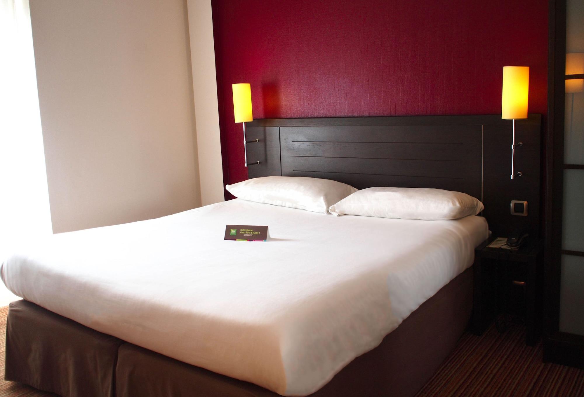 Ibis Styles Nantes Centre Place Royale Buitenkant foto
