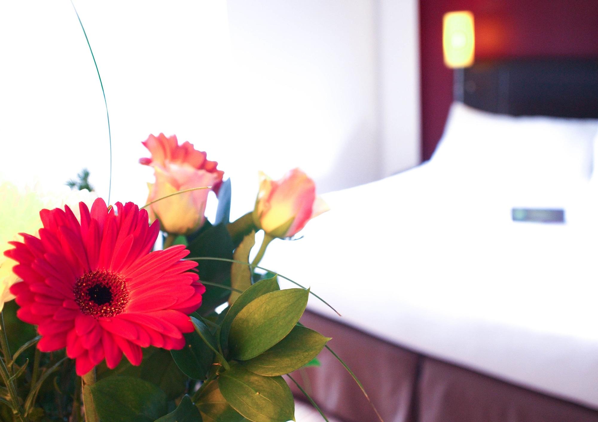 Ibis Styles Nantes Centre Place Royale Buitenkant foto
