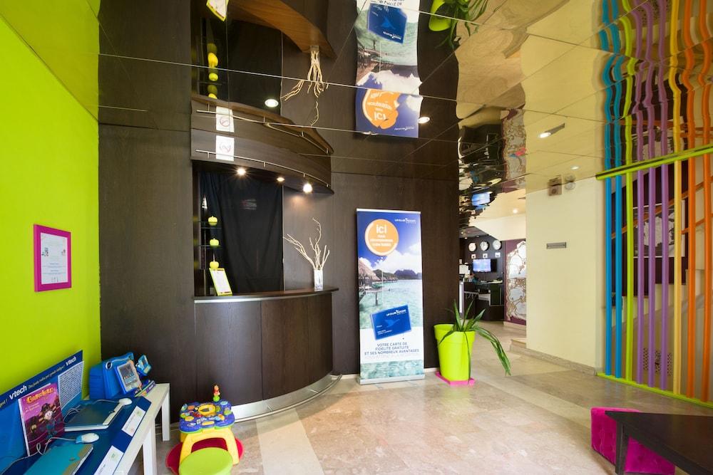 Ibis Styles Nantes Centre Place Royale Buitenkant foto