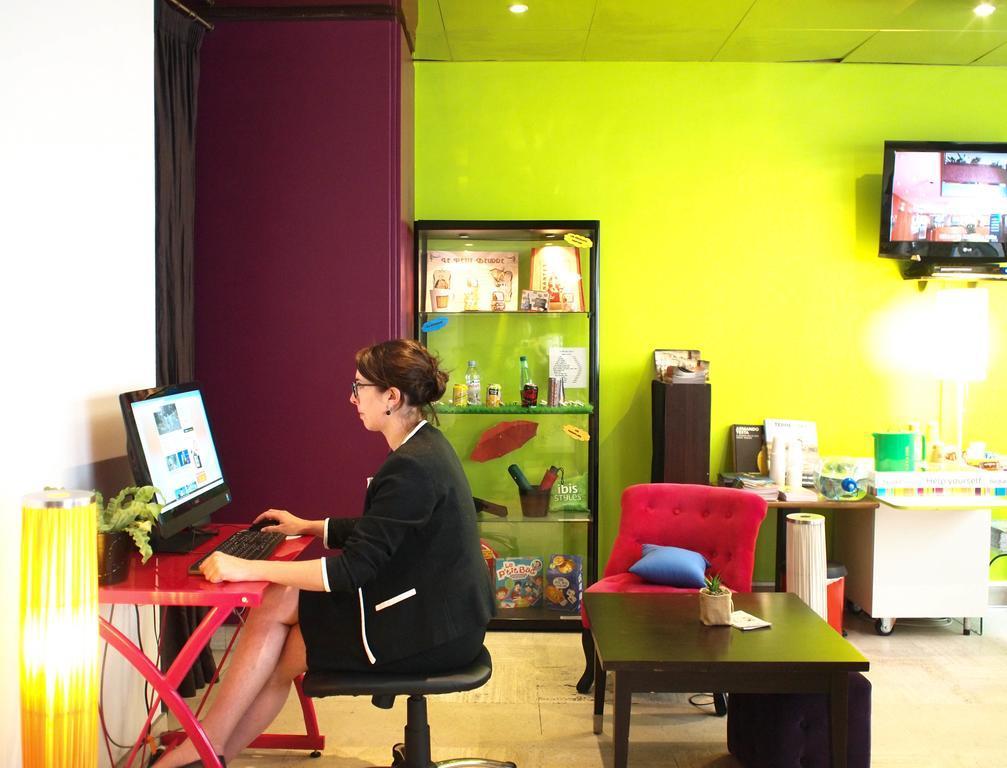 Ibis Styles Nantes Centre Place Royale Buitenkant foto