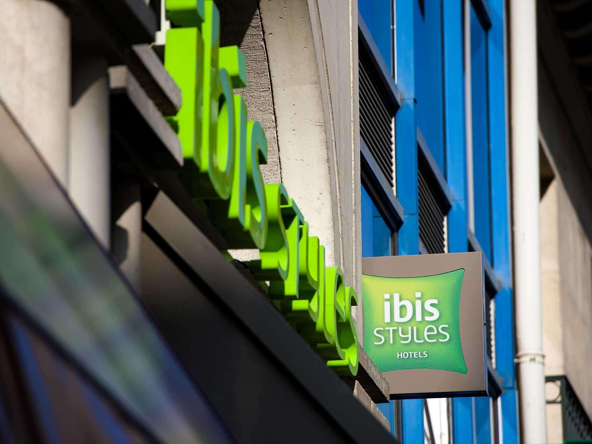 Ibis Styles Nantes Centre Place Royale Buitenkant foto