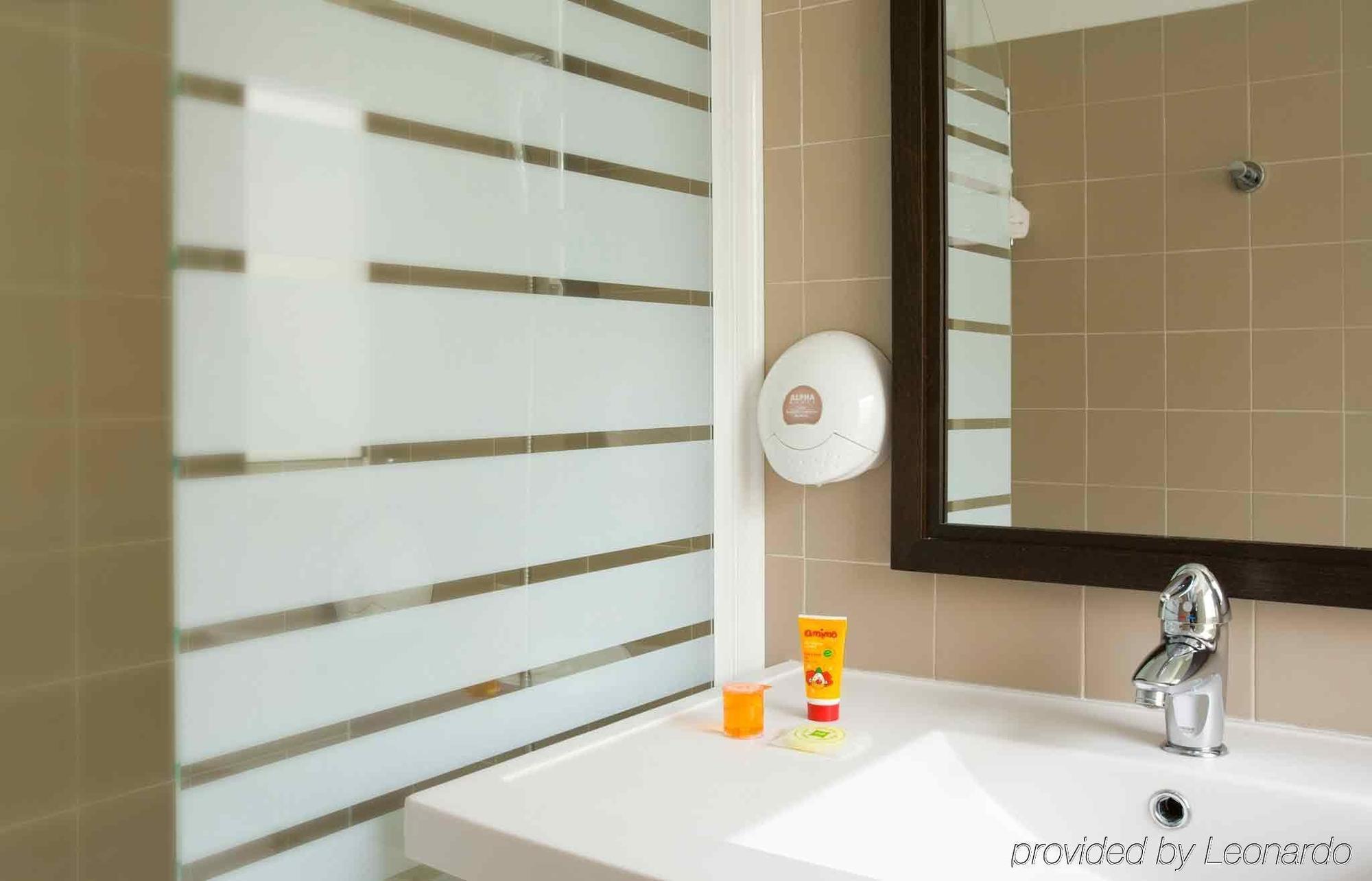 Ibis Styles Nantes Centre Place Royale Kamer foto