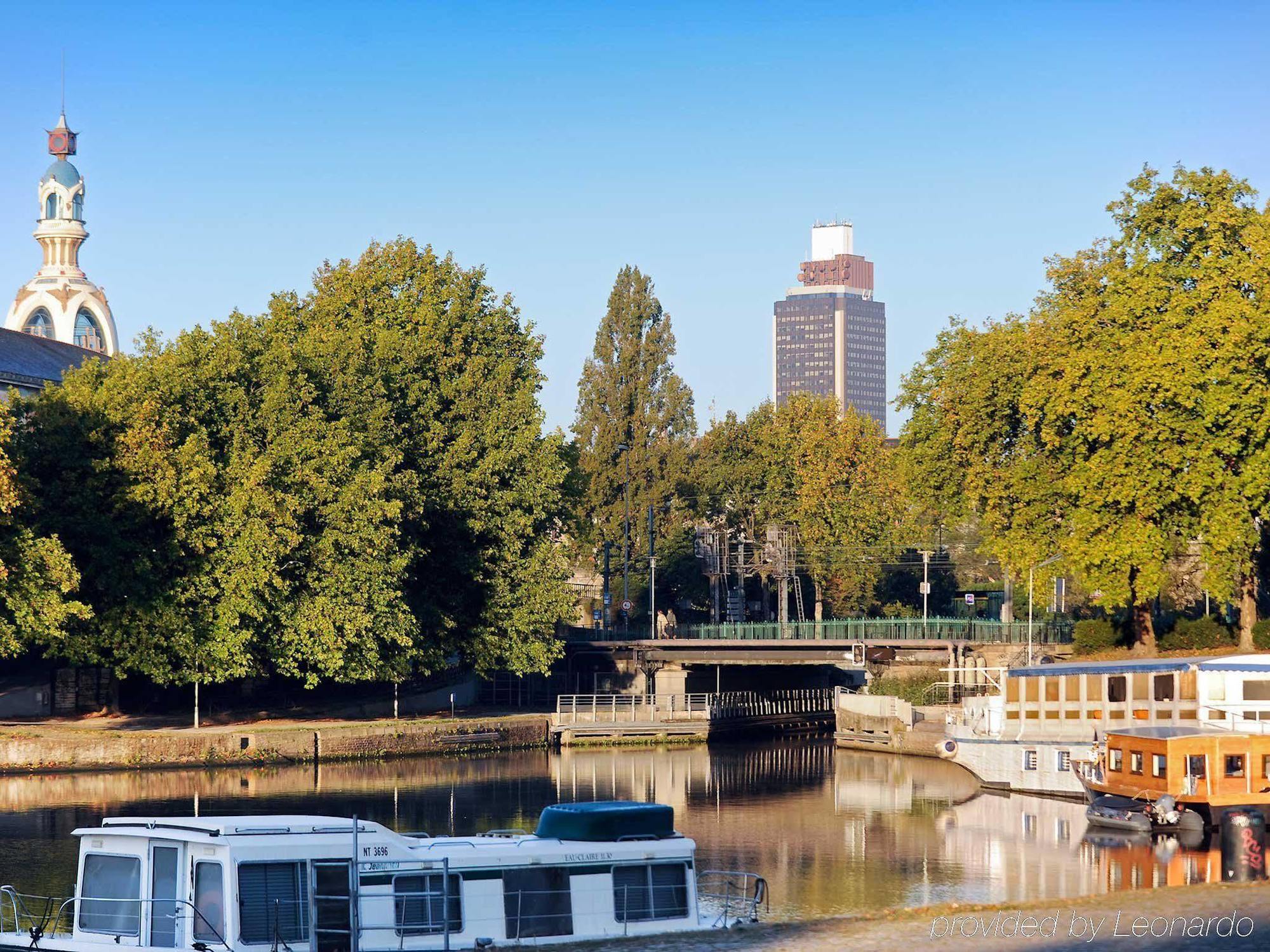 Ibis Styles Nantes Centre Place Royale Buitenkant foto
