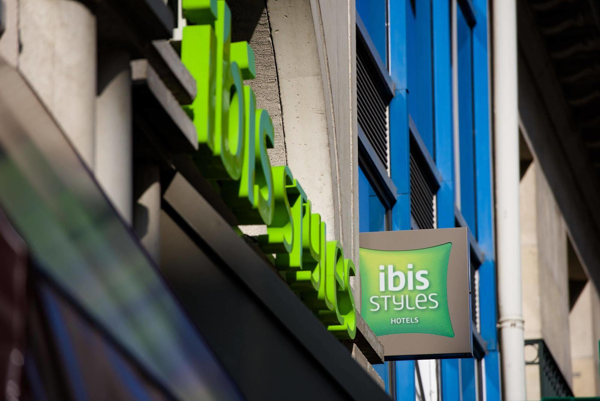 Ibis Styles Nantes Centre Place Royale Buitenkant foto