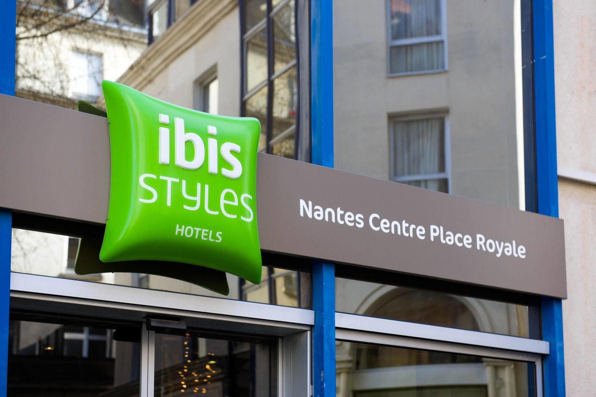 Ibis Styles Nantes Centre Place Royale Buitenkant foto